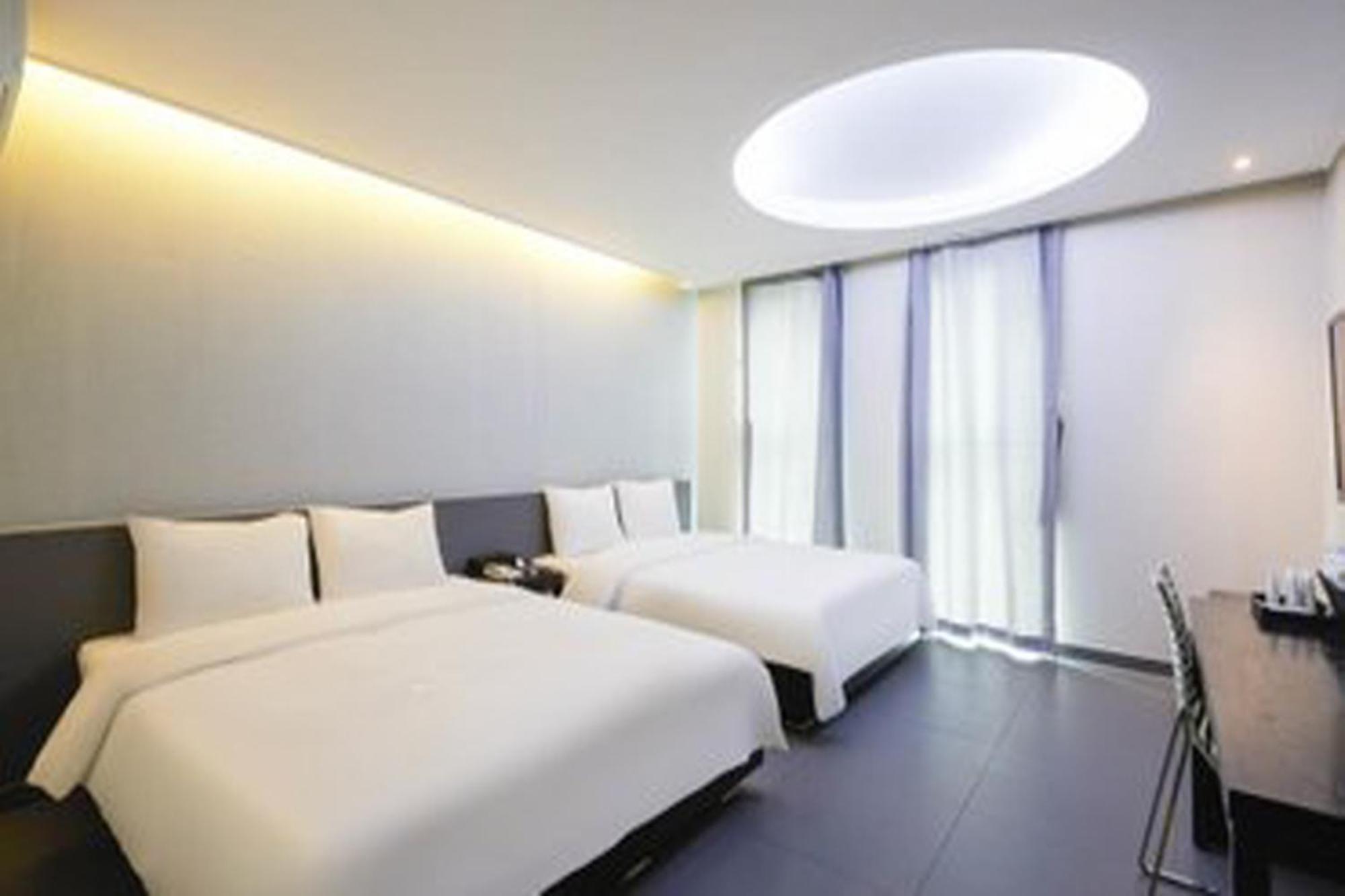 G Tourist Hotel Wolmido Incheon Extérieur photo