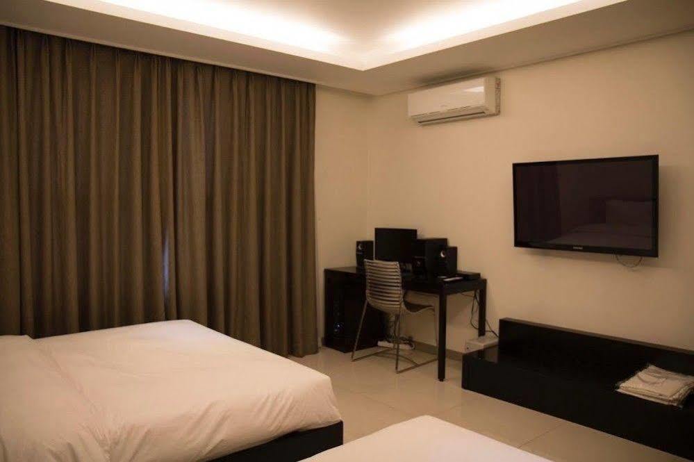 G Tourist Hotel Wolmido Incheon Extérieur photo