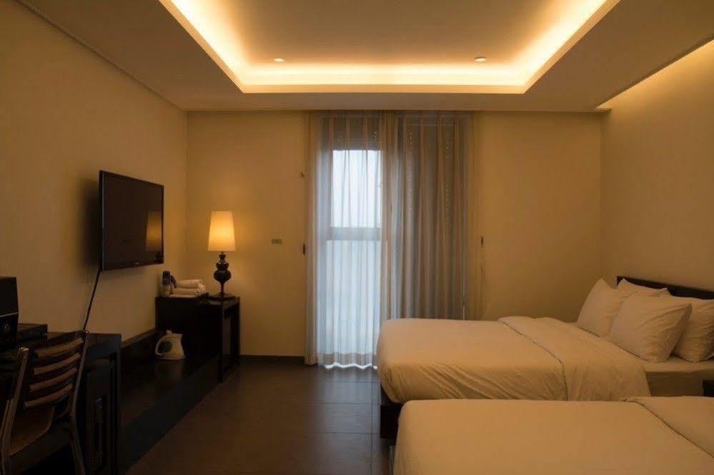 G Tourist Hotel Wolmido Incheon Extérieur photo