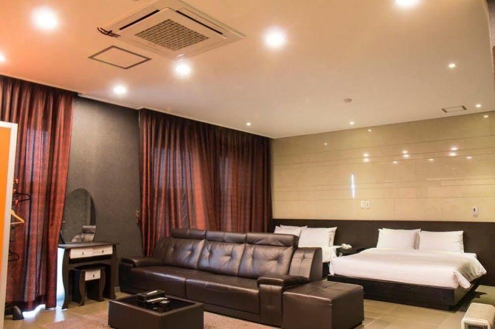 G Tourist Hotel Wolmido Incheon Extérieur photo